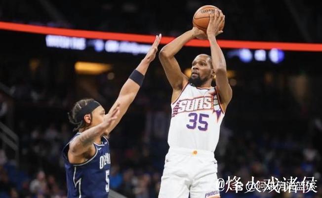 普里查德低迷手感：14投仅中5，三分8中2，拿下12分4篮板5助攻1失误