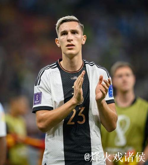 施洛特贝克离开多特可能赚更多钱,但他选择留队 施洛特贝克离开多特可能赚更多钱,但他选择留队